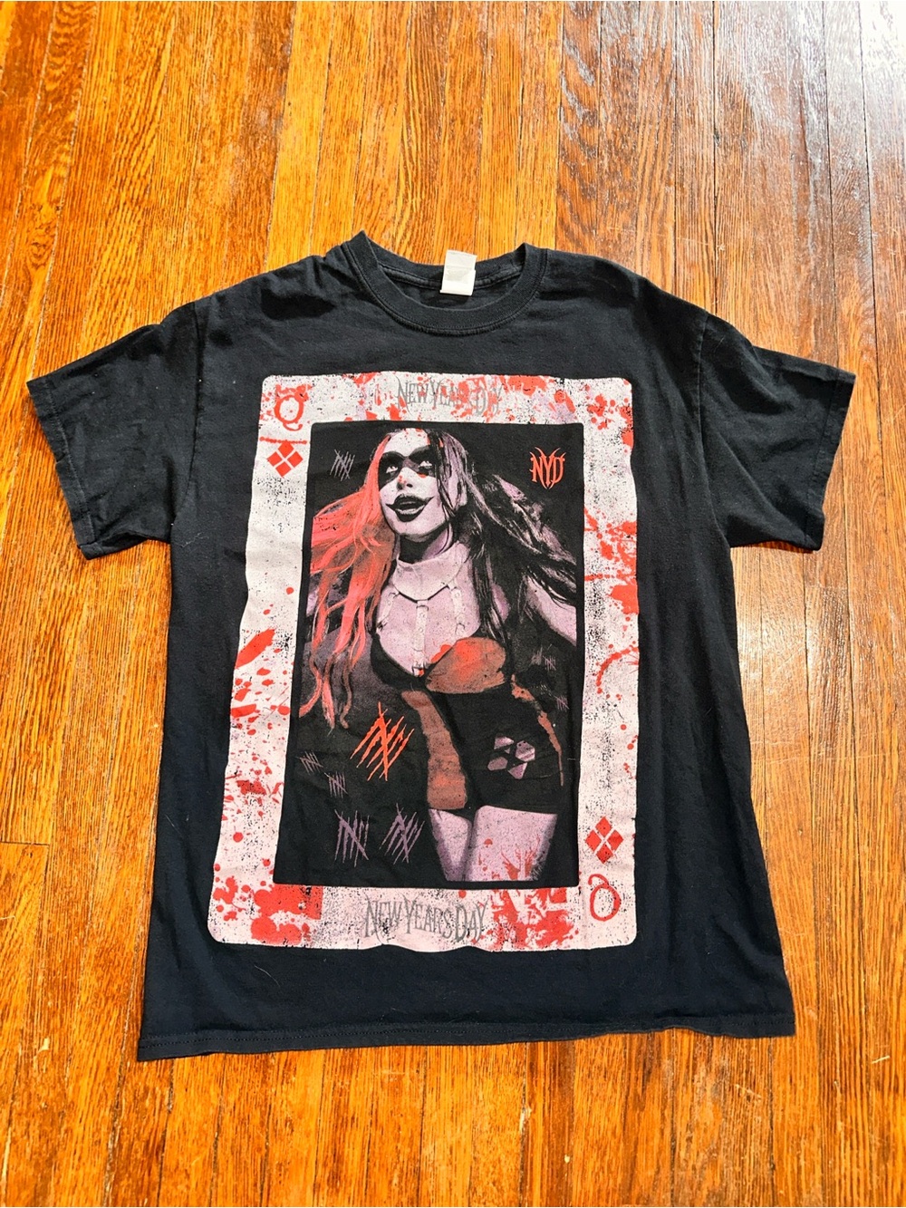 Men’s Medium New Years Day Harley Quinn Pop Punk Band Black Shirt